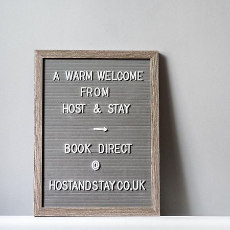 Host & Stay - The Penthouse, Hudsons Yard House Whitby Dış mekan fotoğraf